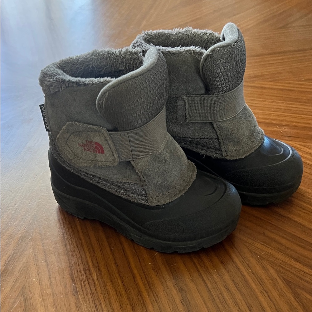 The North Face Toddler Alpenglow II Boots